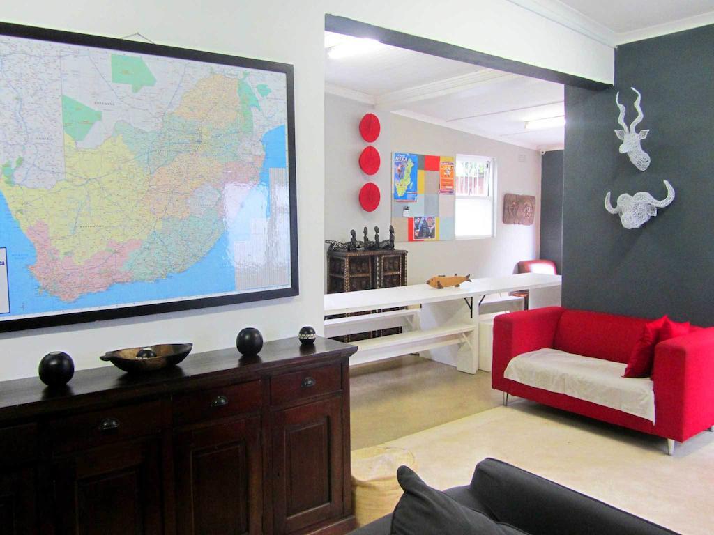 Observatory Backpackers Hostel Кейптаун Екстериор снимка