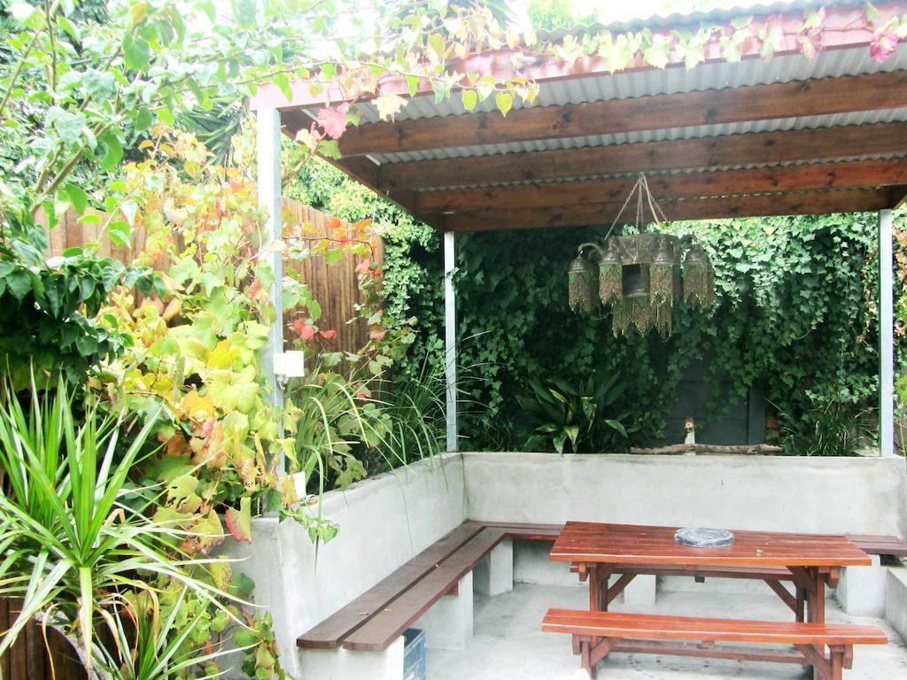 Observatory Backpackers Hostel Кейптаун Екстериор снимка