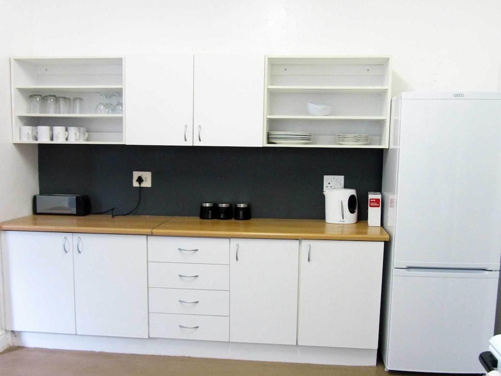 Observatory Backpackers Hostel Кейптаун Екстериор снимка